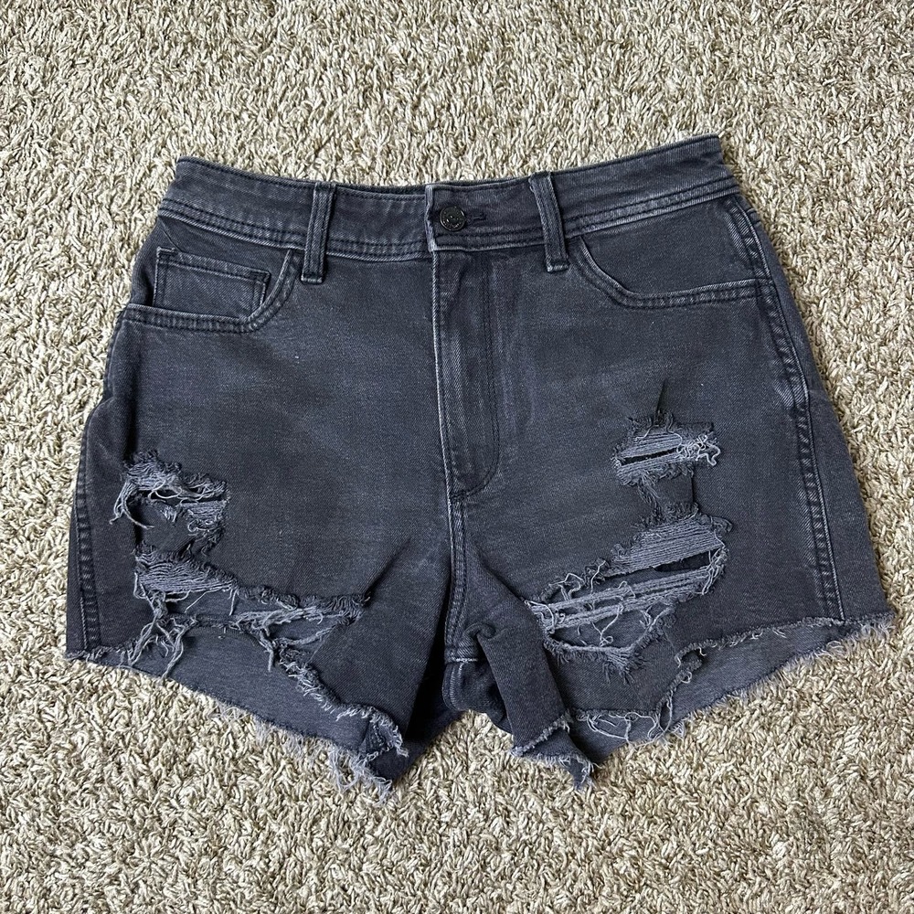 Hollister Curvy High-Rise Vintage Stretch Shorts Distressed Dark Gray Size 5
